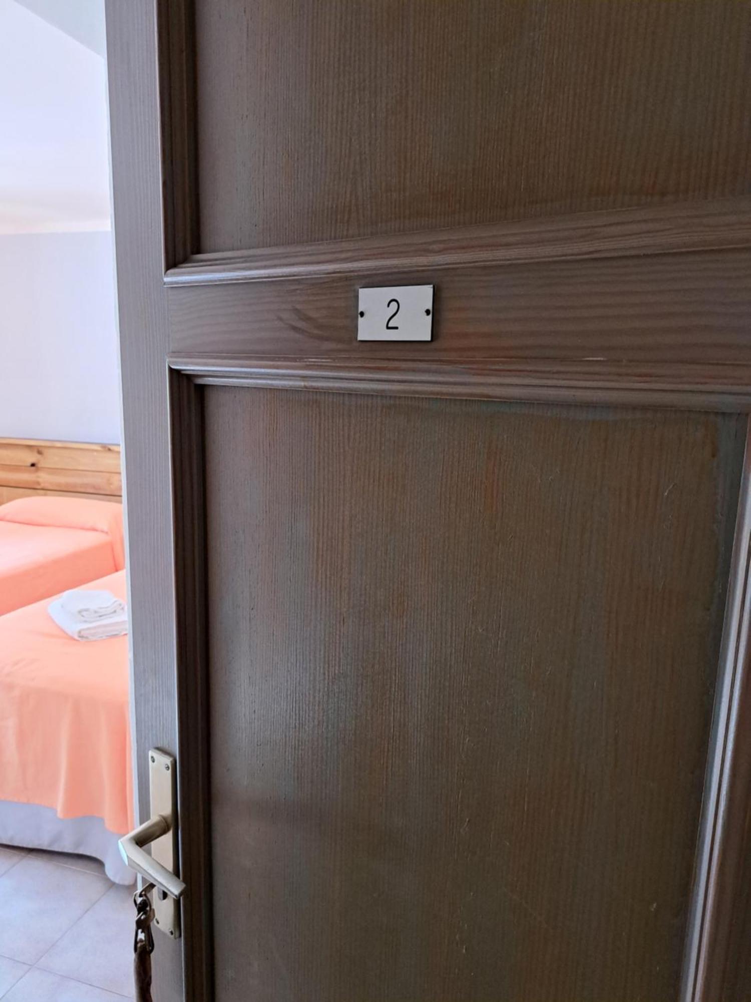 סנטני Hostal Playa מראה חיצוני תמונה